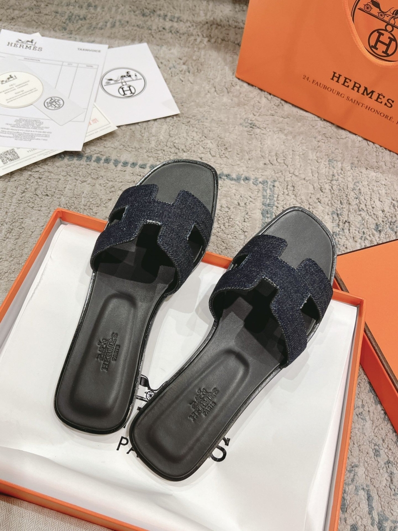 Hermes Slippers